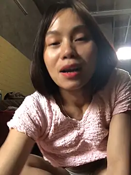 Trangbabylove online show from March 20, 2026, 8:52 am