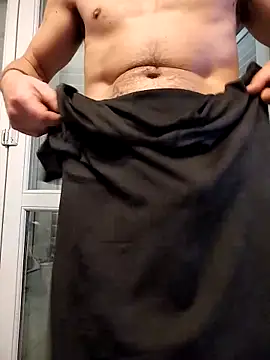 platone09 online show from April 18, 2026, 9:04 pm