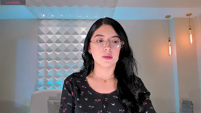 HaileyRoss  online show from March 19, 2026, 11:25 am