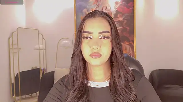 SophieLanne online show from May 16, 2026, 4:09 am