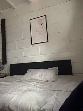 LaraDanverss online show from November 20, 2025, 6:40 pm