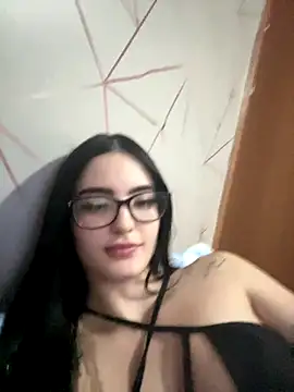 vamp1331 online show from November 15, 2025, 3:26 am