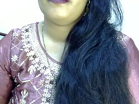 Muskan Jha online show from April 19, 2026, 12:59 pm