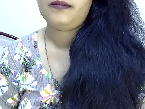 Muskan Jha online show from April 21, 2026, 1:42 am