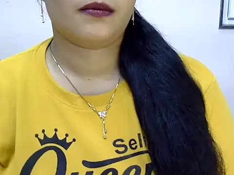 Muskan Jha online show from June 20, 2026, 2:42 pm