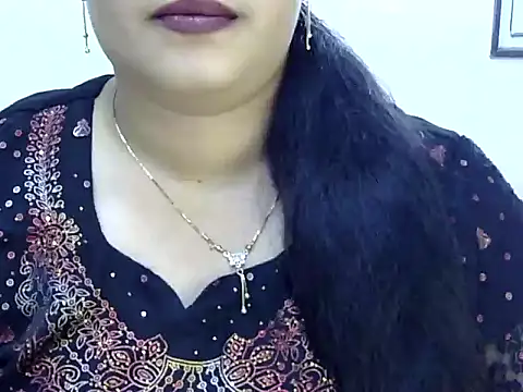 Muskan Jha online show from June 21, 2026, 3:42 am