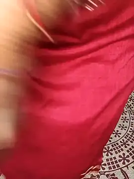 Desi Hot Queen online show from November 22, 2025, 3:27 am