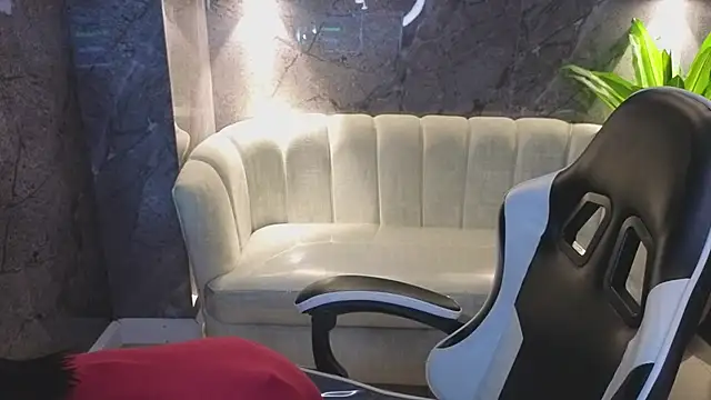 Emily Tx  online show from December 5, 2025, 3:37 am