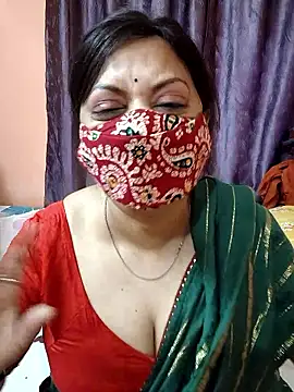 Cute-richa1 online show from January 15, 2026, 3:00 am