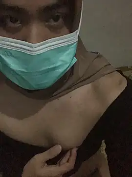 yuliabirdiantie1 online show from November 25, 2025, 6:30 pm