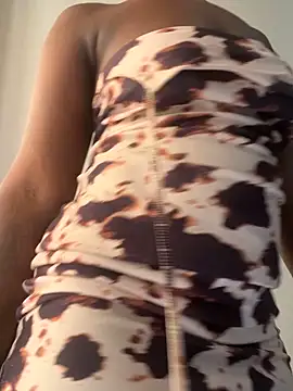 bigass256 online show from April 12, 2026, 8:41 am