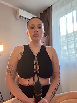 dawnbeforesunset online show from November 17, 2025, 1:28 pm