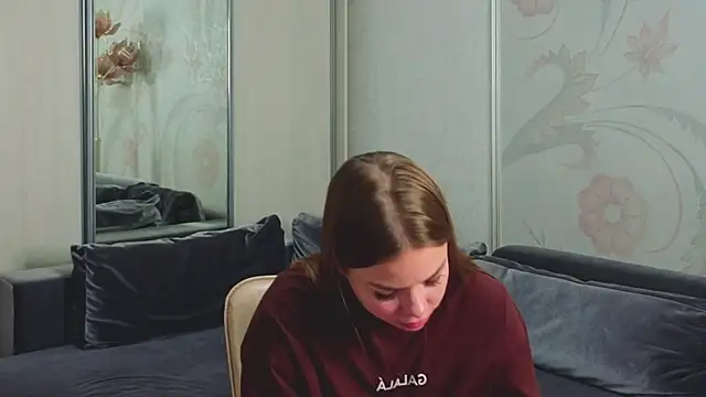 Snapshot of IndigoRitual chatting on November 19, 2025, 4:51 pm IndigoRitual online show from November 19, 2025, 4:51 pm