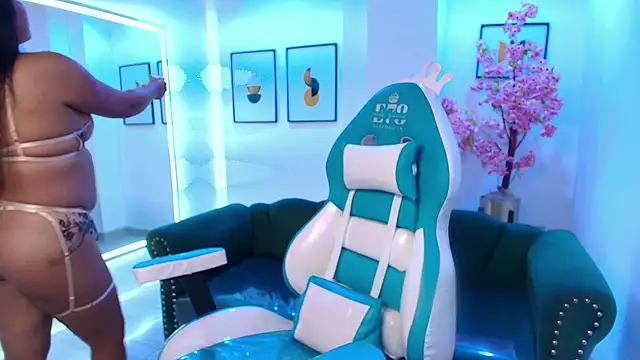 Gemma bellini online show from March 11, 2026, 7:20 pm