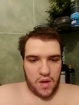 Snapshot of Ziulica chatting on November 22, 2025, 9:25 pm Ziulica online show from November 22, 2025, 9:25 pm