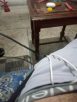 achraf1997Dial online show from November 17, 2025, 10:04 pm