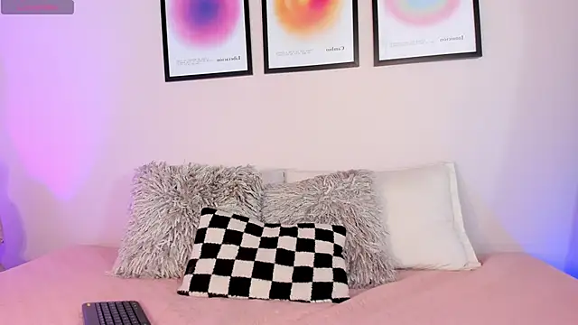 Snapshot of Sofi_vega77 chatting on March 13, 2026, 11:28 am Sofi vega77 online show from March 13, 2026, 11:28 am