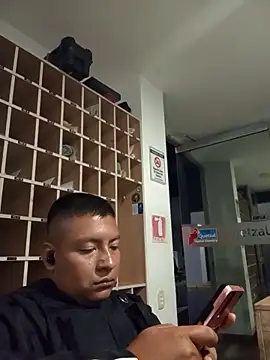 Jeison0323 online show from March 16, 2026, 6:28 am