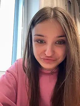 Snapshot of ErikaMuse chatting on November 19, 2025, 4:23 am ErikaMuse online show from November 19, 2025, 4:23 am