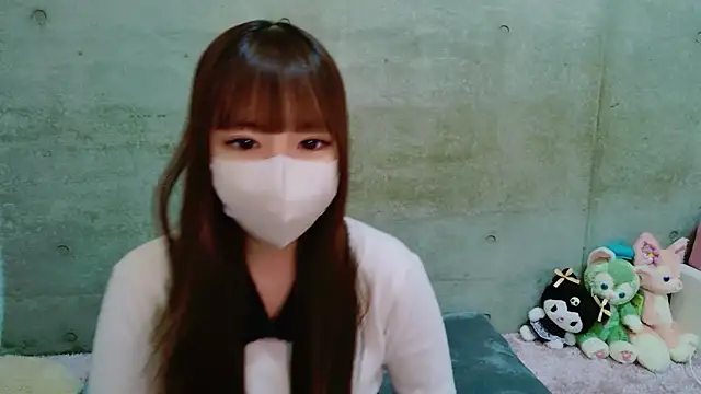 Rinn chan online show from January 18, 2026, 5:00 am