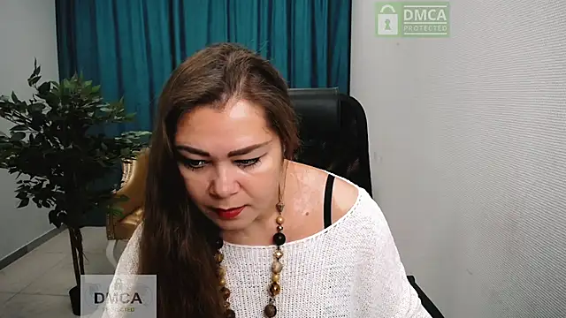 Susanna S online show from November 27, 2025, 6:04 am