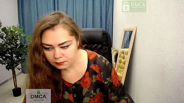 Susanna S online show from December 16, 2025, 6:29 am