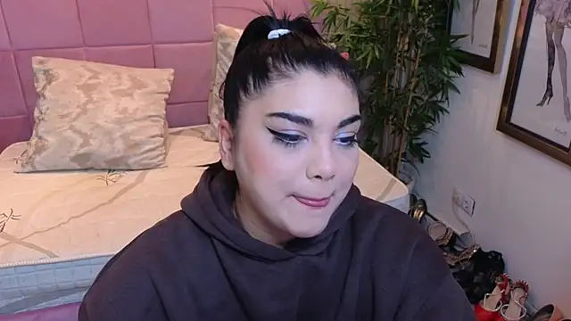 SpicyCarlaXX online show from March 4, 2026, 8:15 pm