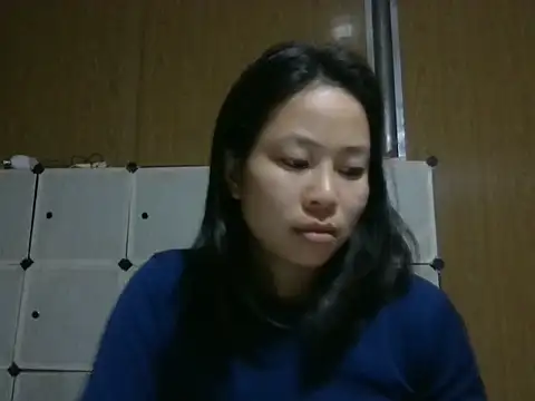 Cat-meow online show from May 10, 2026, 9:42 pm