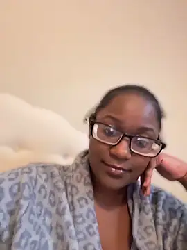 kaywest online show from April 30, 2026, 7:53 pm