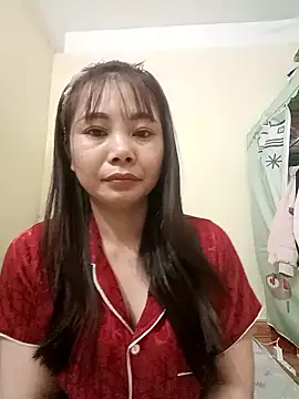 Snapshot of Moon-night222 chatting on January 16, 2026, 4:22 pm Moon-night222 online show from January 16, 2026, 4:22 pm