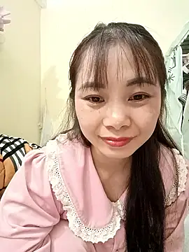 Snapshot of Moon-night222 chatting on February 8, 2026, 1:53 am Moon-night222 online show from February 8, 2026, 1:53 am