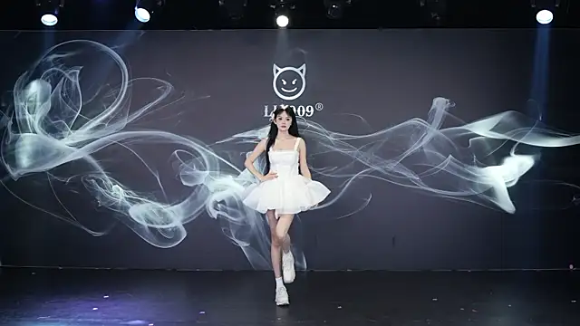 LU-909 online show from January 9, 2026, 1:19 am