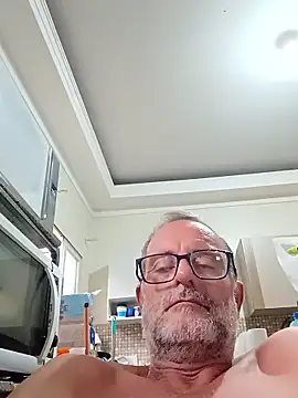 Snapshot of nard53 chatting on February 1, 2026, 1:09 pm nard53 online show from February 1, 2026, 1:09 pm