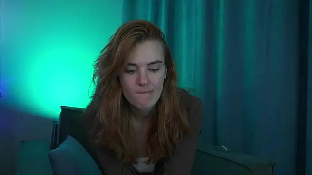 foxy cute4you online show from February 9, 2026, 6:23 pm