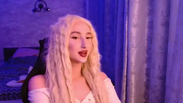  Honey sunset  online show from November 30, 2025, 10:14 pm