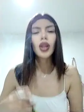 Snapshot of MarLuci6 chatting on November 19, 2025, 7:08 am MarLuci6 online show from November 19, 2025, 7:08 am