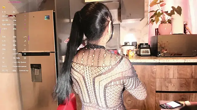 latinbitch online show from May 27, 2026, 6:05 pm