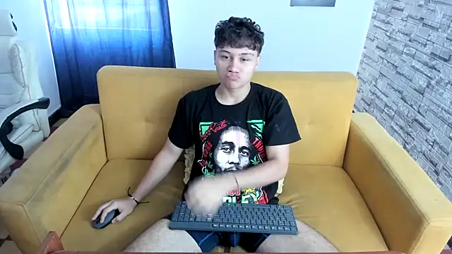 esteban rios  online show from November 29, 2025, 12:41 pm