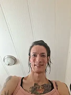 Snapshot of MaitressePomme3 chatting on December 22, 2025, 5:54 pm MaitressePomme3 online show from December 22, 2025, 5:54 pm