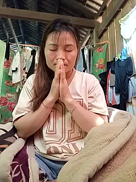 Lee-Thee online show from November 28, 2025, 1:19 am