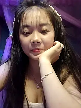 Snapshot of Baa-bee22 chatting on August 2, 2026, 5:50 am Baa-bee22 online show from August 2, 2026, 5:50 am