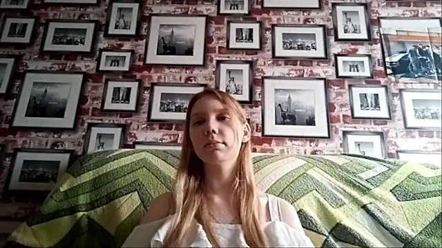 EvieBaggette online show from August 9, 2026, 7:24 am