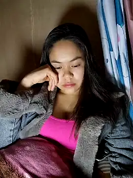 Xiu-L online show from February 2, 2026, 4:27 pm