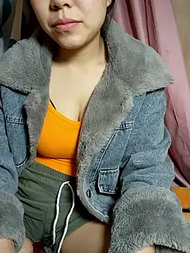 Xiu-L online show from February 8, 2026, 8:18 am