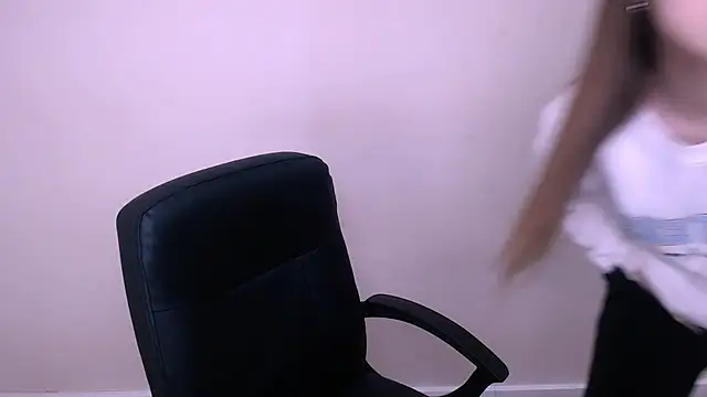 MillaTems  online show from January 6, 2026, 8:07 am