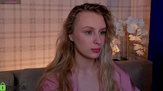 KiraRuiz online show from February 28, 2026, 12:44 am