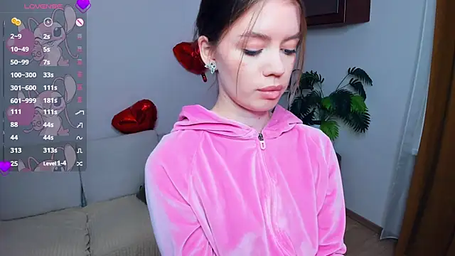 Snapshot of AngelesBenitz chatting on February 14, 2026, 7:38 am AngelesBenitz online show from February 14, 2026, 7:38 am