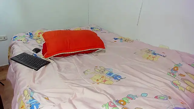 demonychloe online show from April 10, 2026, 2:06 am