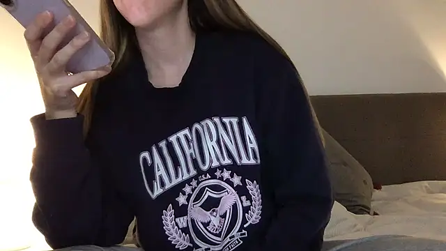 Martimartinaxx online show from April 29, 2026, 8:15 pm