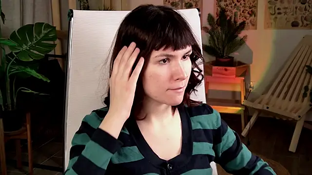 RickiOwens online show from December 15, 2025, 6:39 am